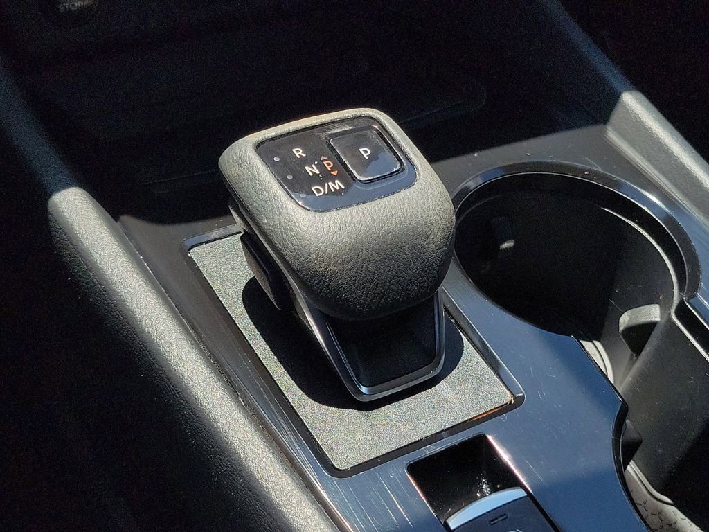 Certified 2024 Nissan Rogue S FWD image 22