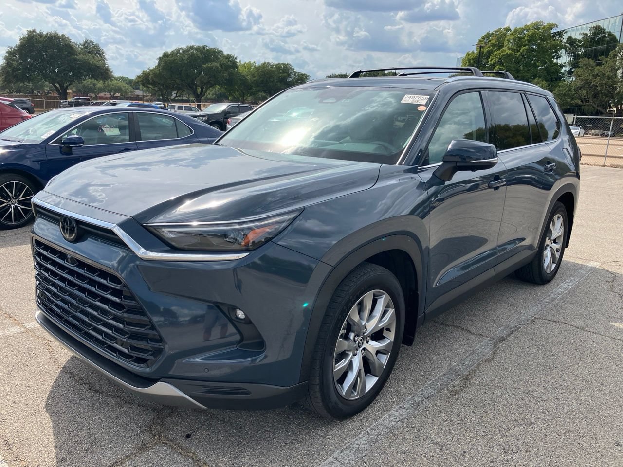 Used 2024 Toyota Grand Highlander AWD Hybrid image 1