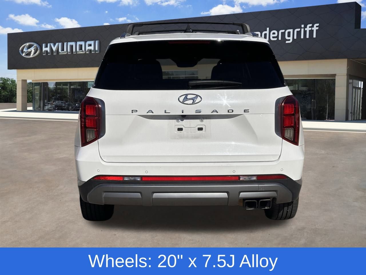 Used 2023 Hyundai Palisade Limited image 11
