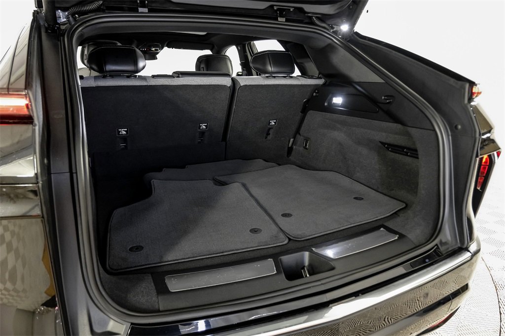 Used 2024 Cadillac Lyriq Tech image 55