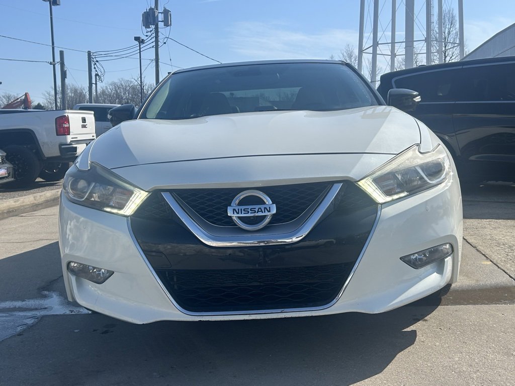 Used 2017 Nissan Maxima Platinum image 3