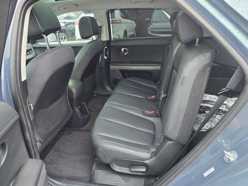 Used 2024 Hyundai Ioniq 5 Limited image 16