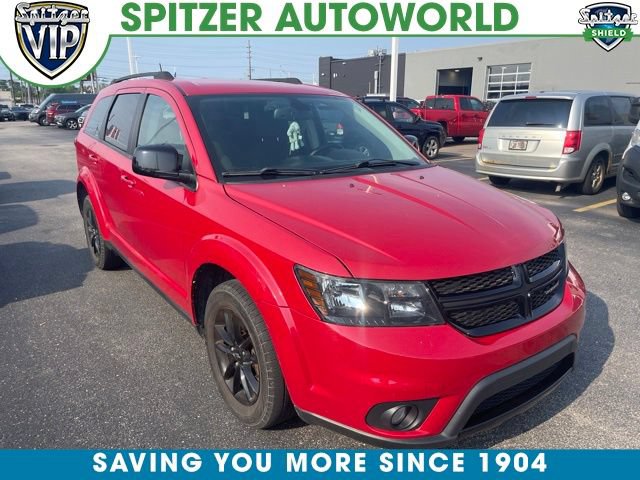 Used 2019 Dodge Journey SE w/ Blacktop Package FWD image 1
