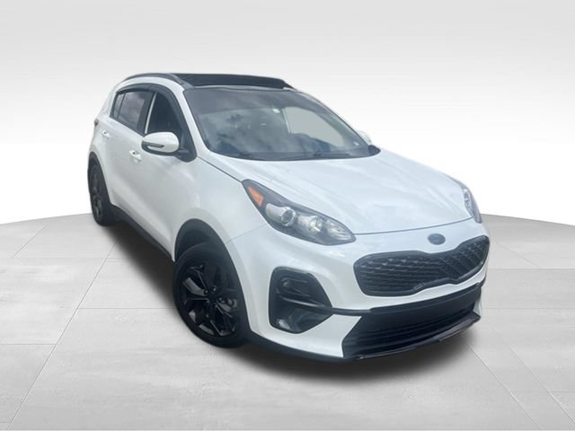 Used 2022 Kia Sportage Nightfall Edition FWD image 5