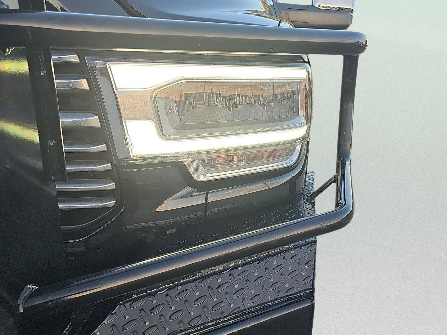 Used 2024 RAM 3500 Laramie w/ Sport Appearance Package AWD/4WD image 7