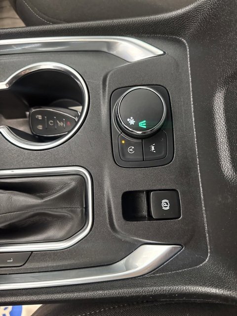 Certified 2023 Chevrolet Traverse LT image 26