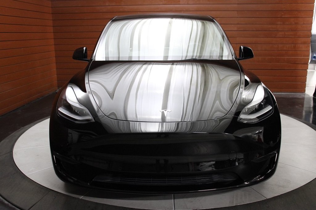 Used 2022 Tesla Model Y Performance AWD/4WD image 3