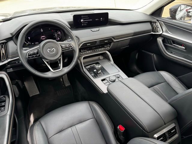 Used 2024 MAZDA CX-90 Plug-In Hybrid w/ Preferred AWD/4WD image 17