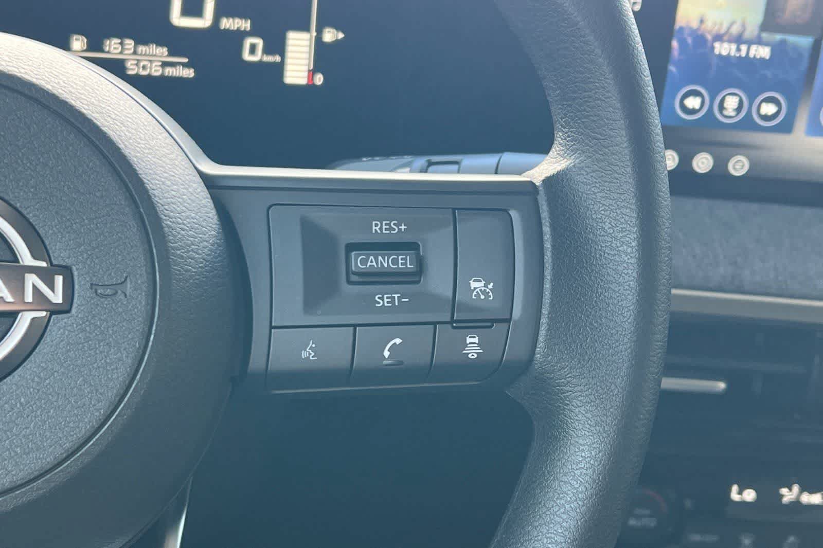 Used 2026 Nissan Kicks SV FWD image 28