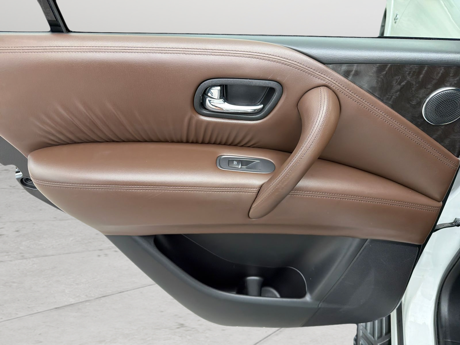 Used 2022 Nissan Armada Platinum w/ Captain's Chairs Package RWD image 36