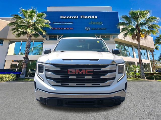 Used 2023 GMC Sierra 1500 SLE w/ X31 Off-Road Package image 3