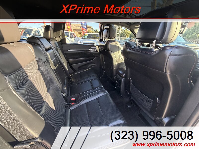 Used 2018 Jeep Grand Cherokee Trailhawk w/ Trailhawk Luxury Group AWD/4WD image 34