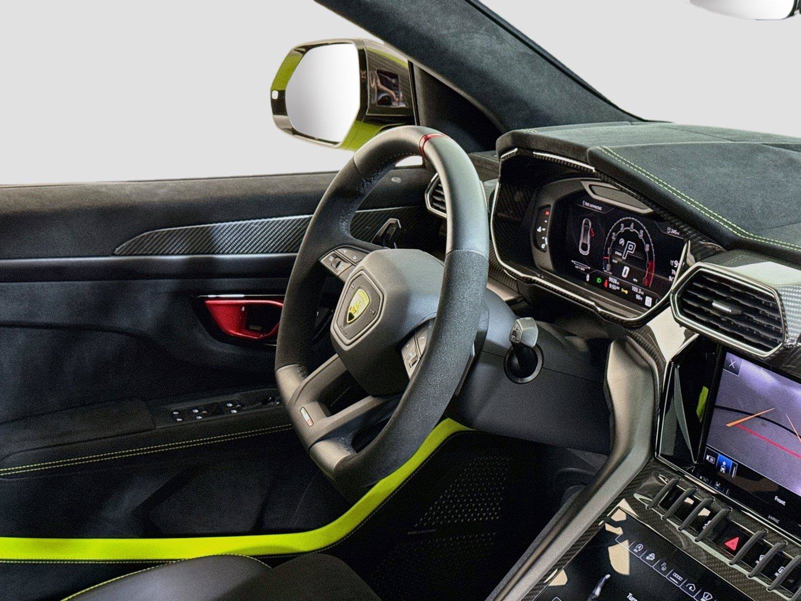 Used 2024 Lamborghini Urus Performante AWD/4WD image 33