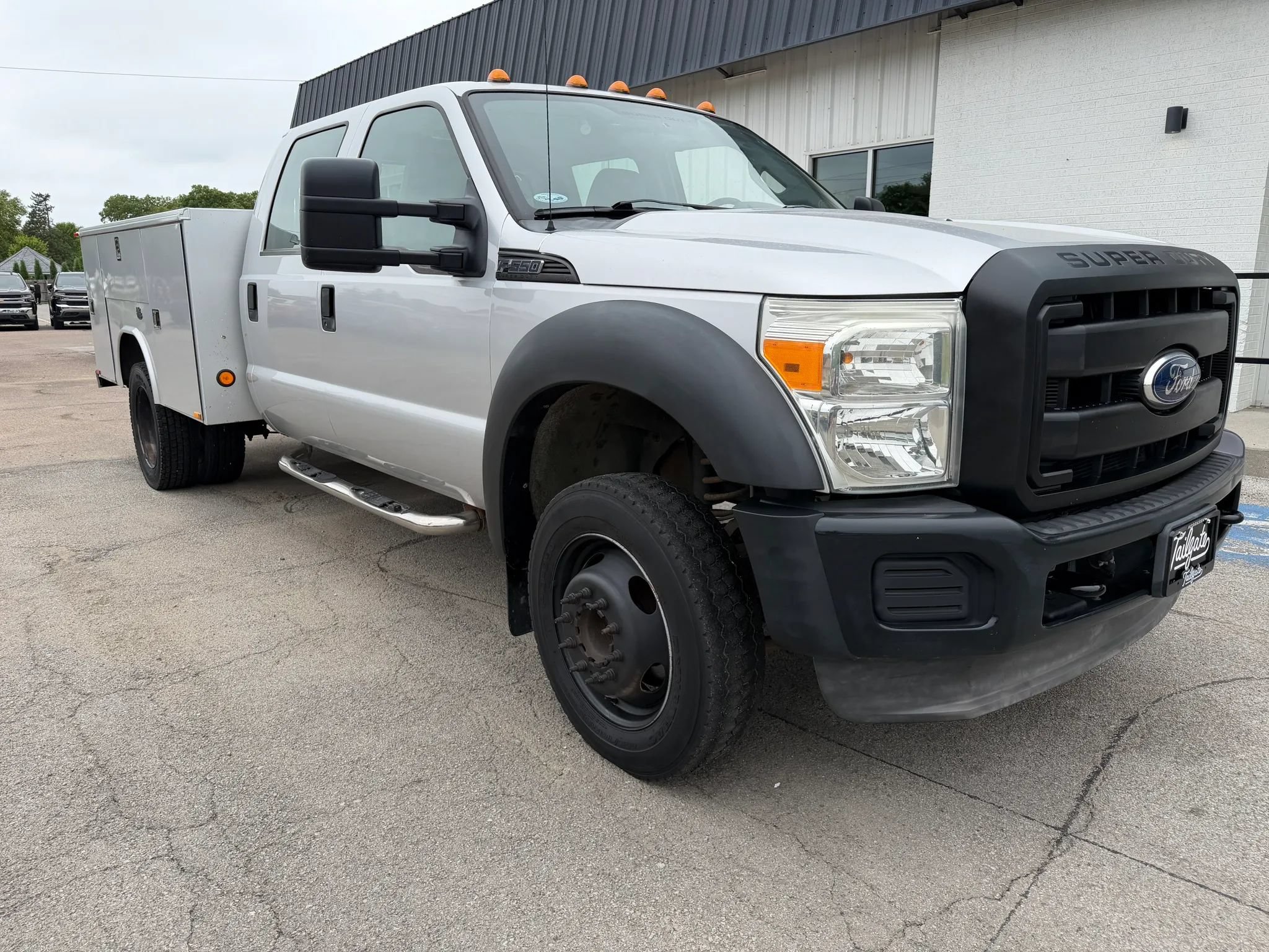 Used 2011 Ford F550 2WD Crew Cab Super Duty image 2