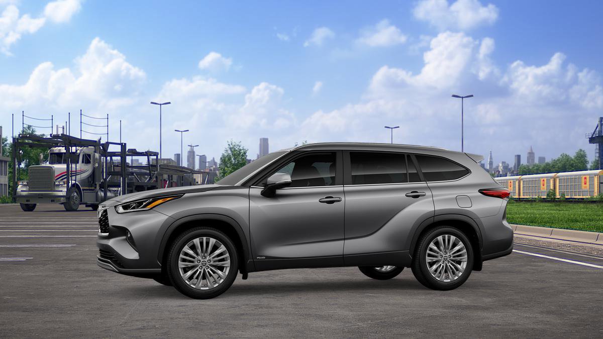 New 2026 Toyota Highlander Platinum AWD/4WD image 3