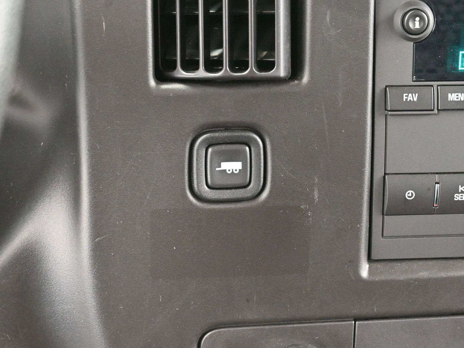 Used 2024 GMC Savana 2500 w/ Driver Convenience Package image 20