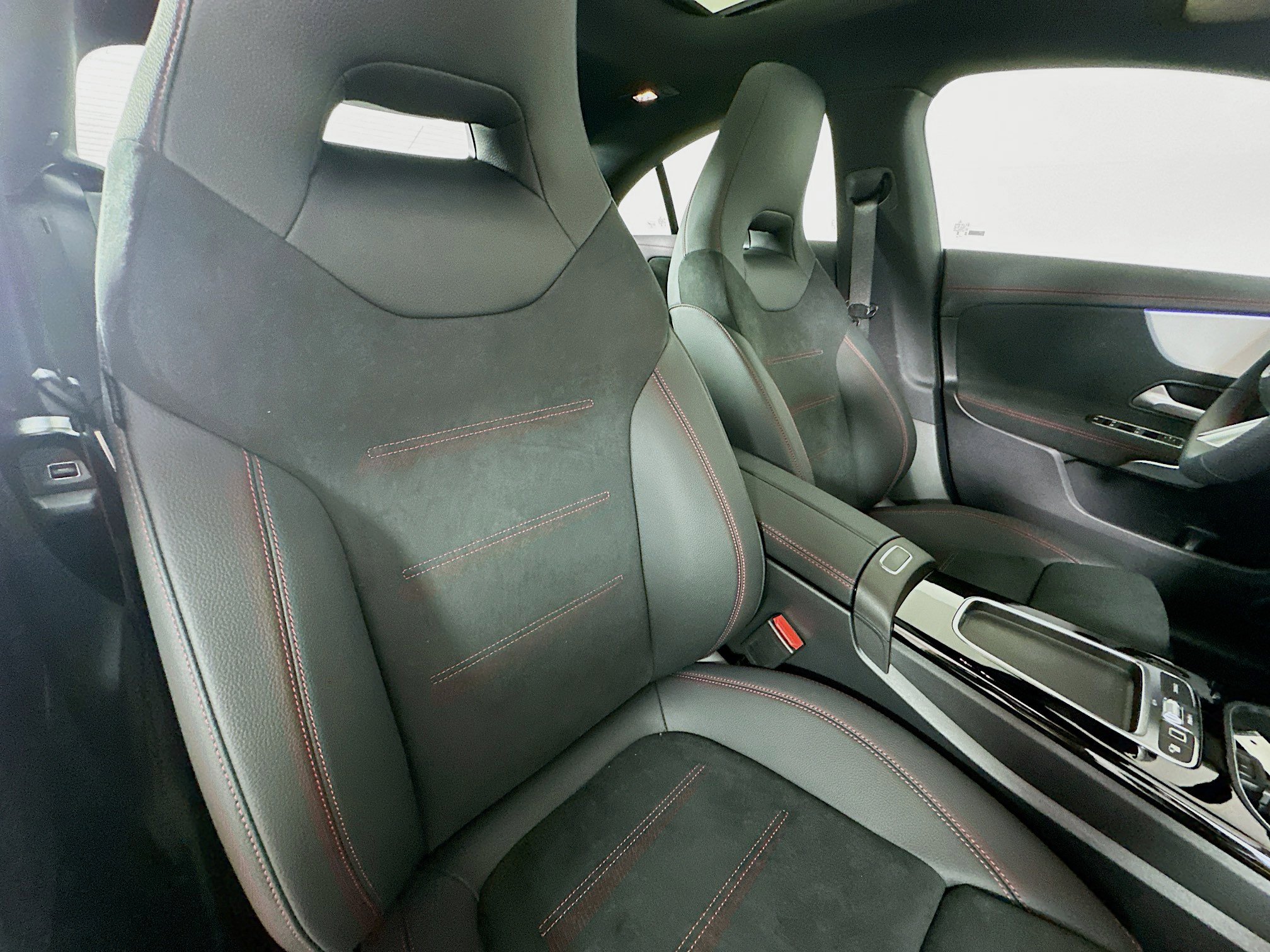 Certified 2026 Mercedes-Benz CLA 250 4MATIC image 37