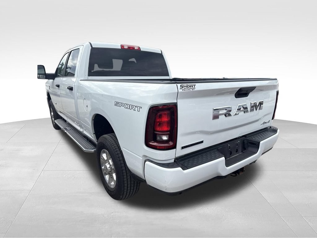 Used 2025 RAM 2500 Big Horn AWD/4WD image 9