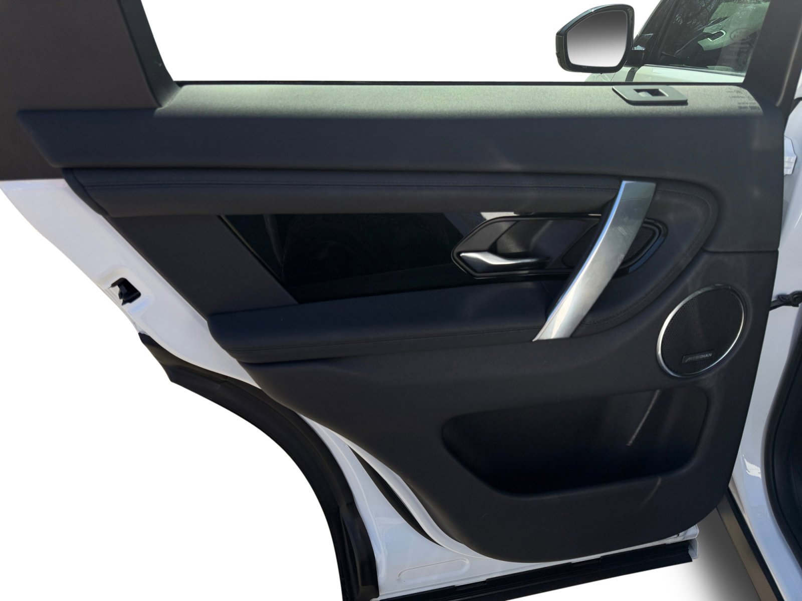 Used 2024 Land Rover Discovery Sport S image 17