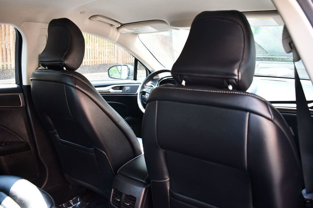 Used 2017 Ford Fusion Energi SE image 35