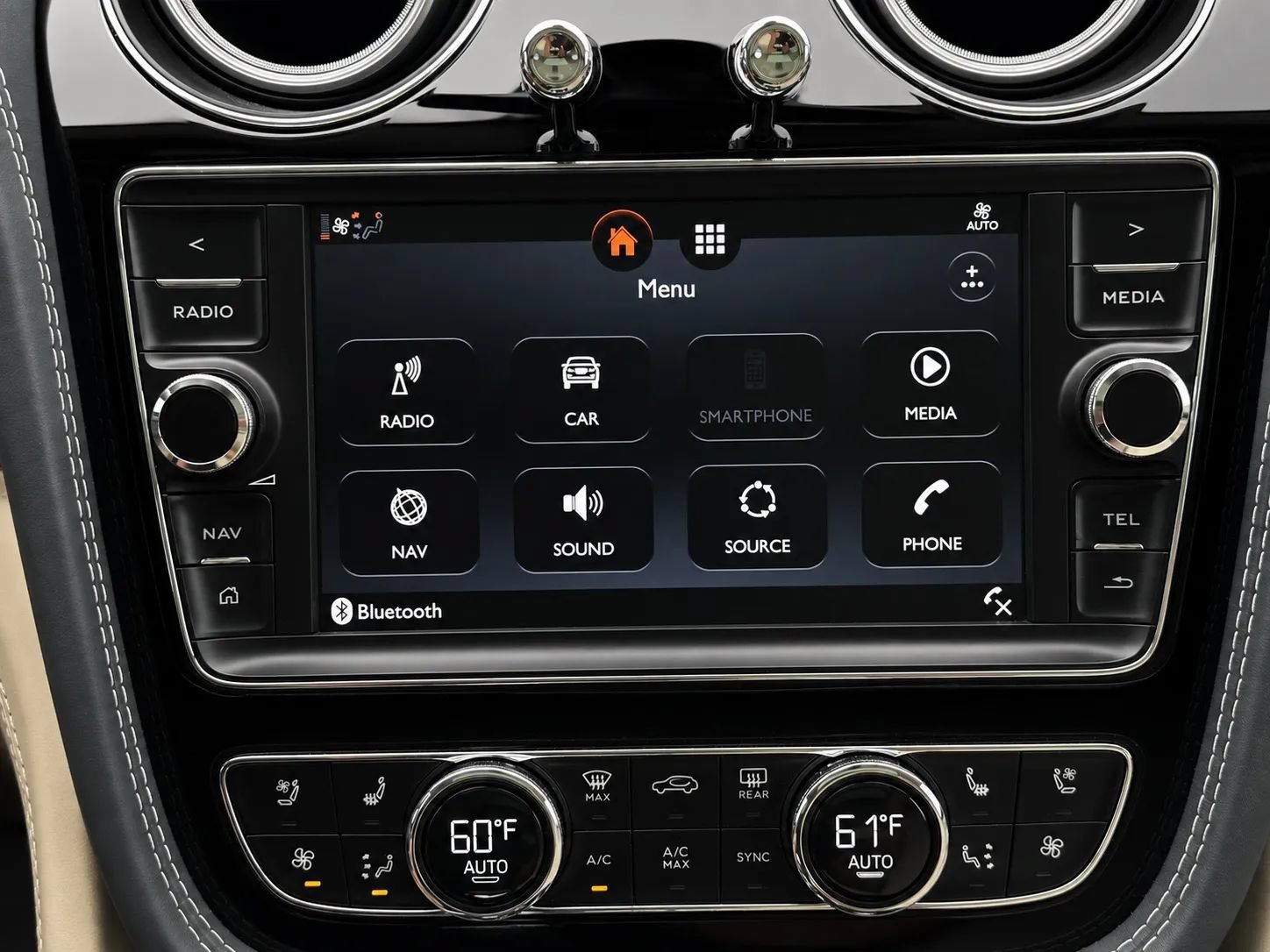 Used 2017 Bentley Bentayga AWD/4WD image 49
