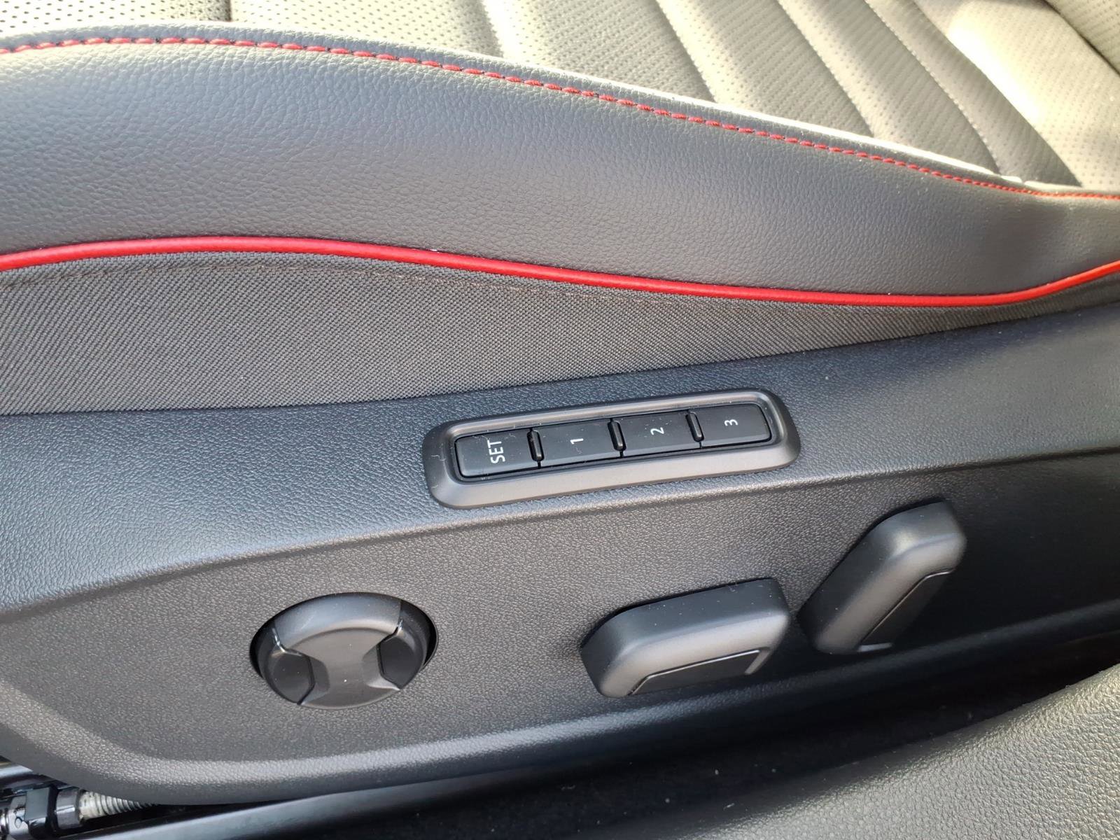 New 2026 Volkswagen GTI SE image 12