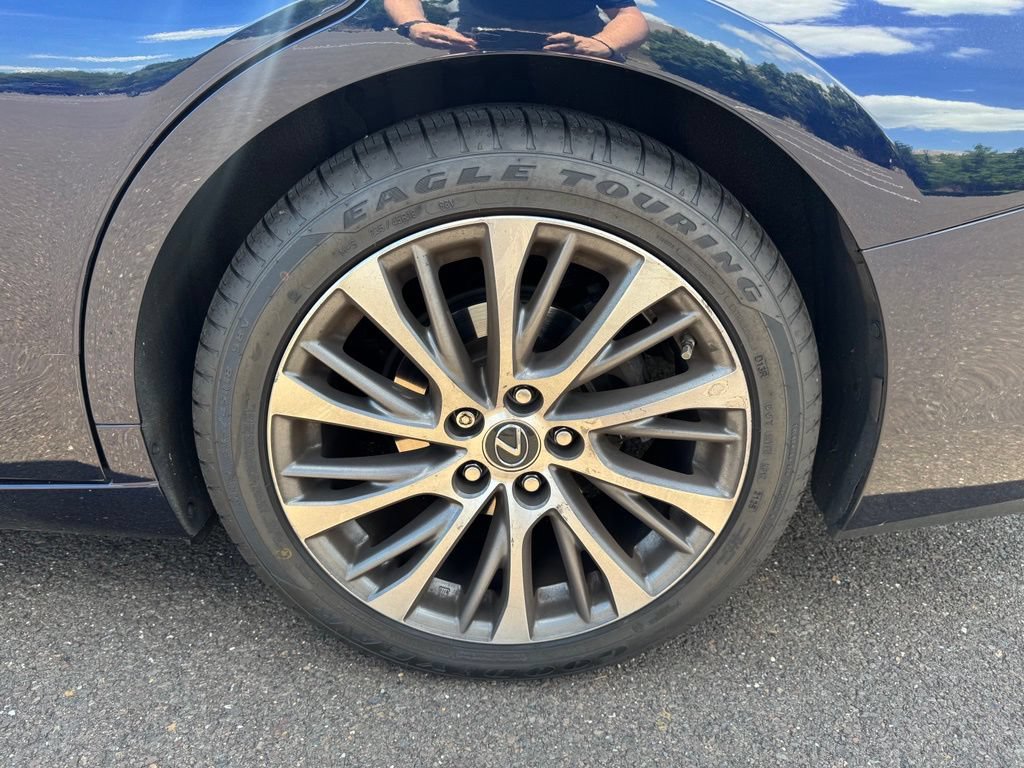 Certified 2021 Lexus ES 350 w/ Premium Package FWD image 9