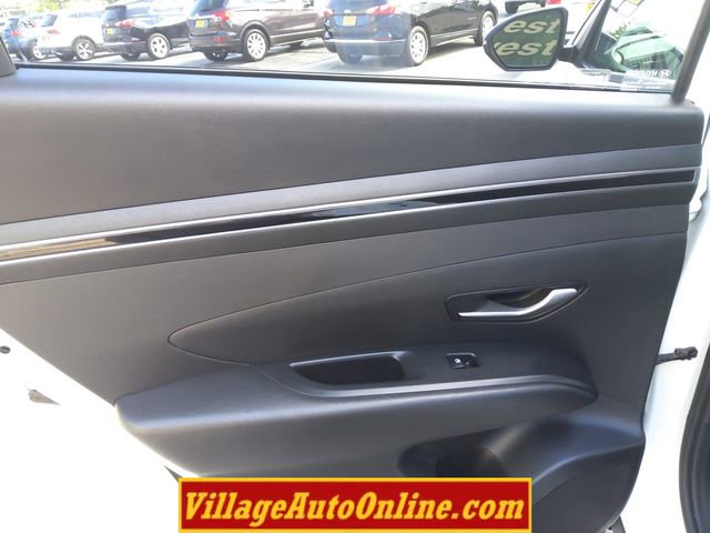 Used 2022 Hyundai Tucson SEL w/ Cargo Package image 27