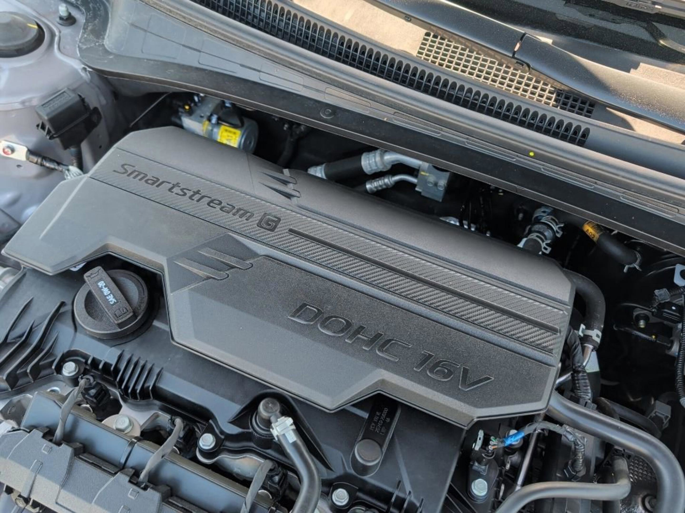 Used 2024 Hyundai Elantra SEL FWD image 14