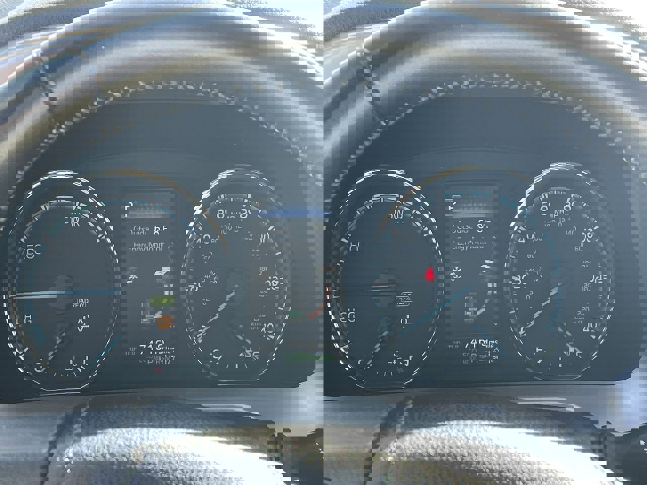 Used 2016 Toyota RAV4 Limited image 7