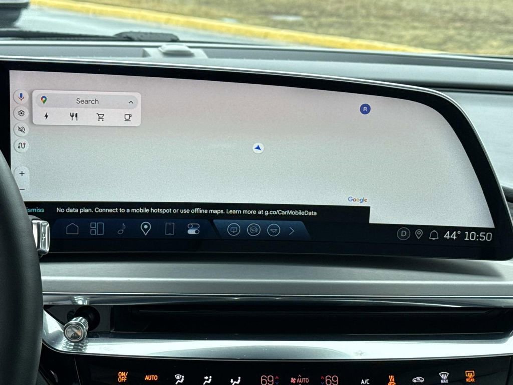 Certified 2024 Cadillac Lyriq Luxury image 22