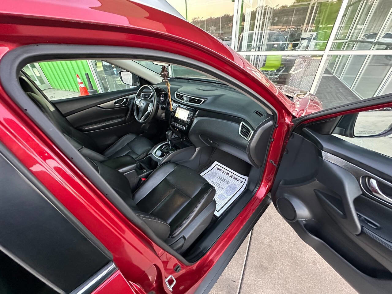 Used 2016 Nissan Rogue SL image 21