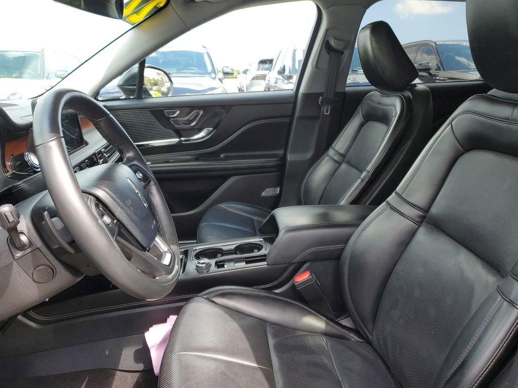 Certified 2022 Lincoln Corsair Reserve w/ Equipment Group 201A image 21