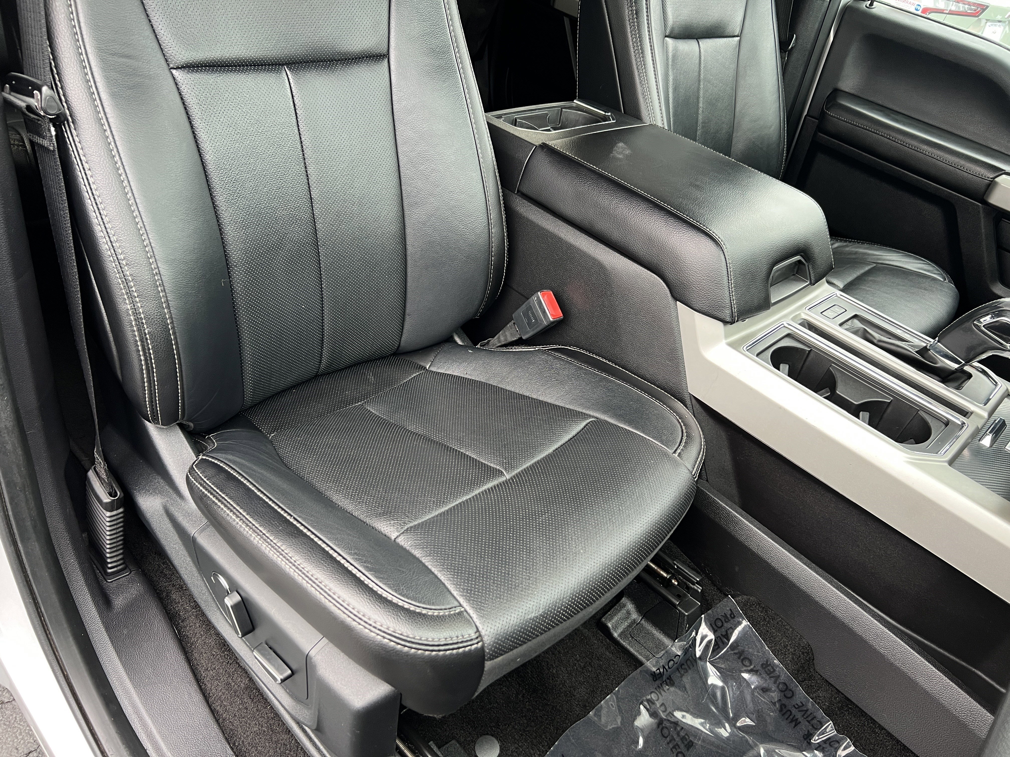 Used 2018 Ford F150 Lariat w/ Equipment Group 502A Luxury image 21