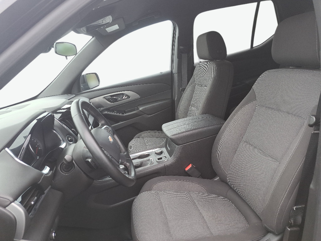 Used 2023 Chevrolet Traverse LT AWD/4WD image 17