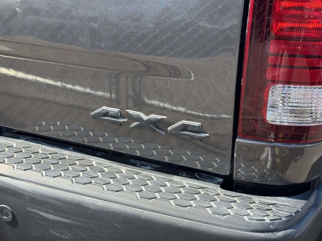 Used 2024 RAM 1500 Warlock AWD/4WD image 11