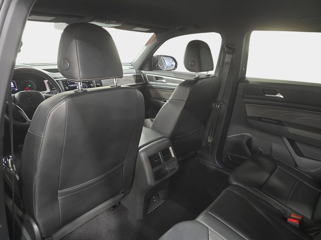 Used 2021 Volkswagen Atlas Cross Sport SE image 13