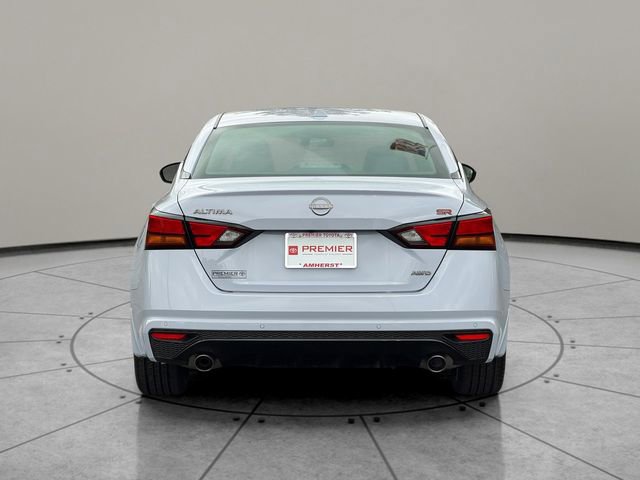 Used 2025 Nissan Altima 2.5 SR w/ SR Premium Package image 5