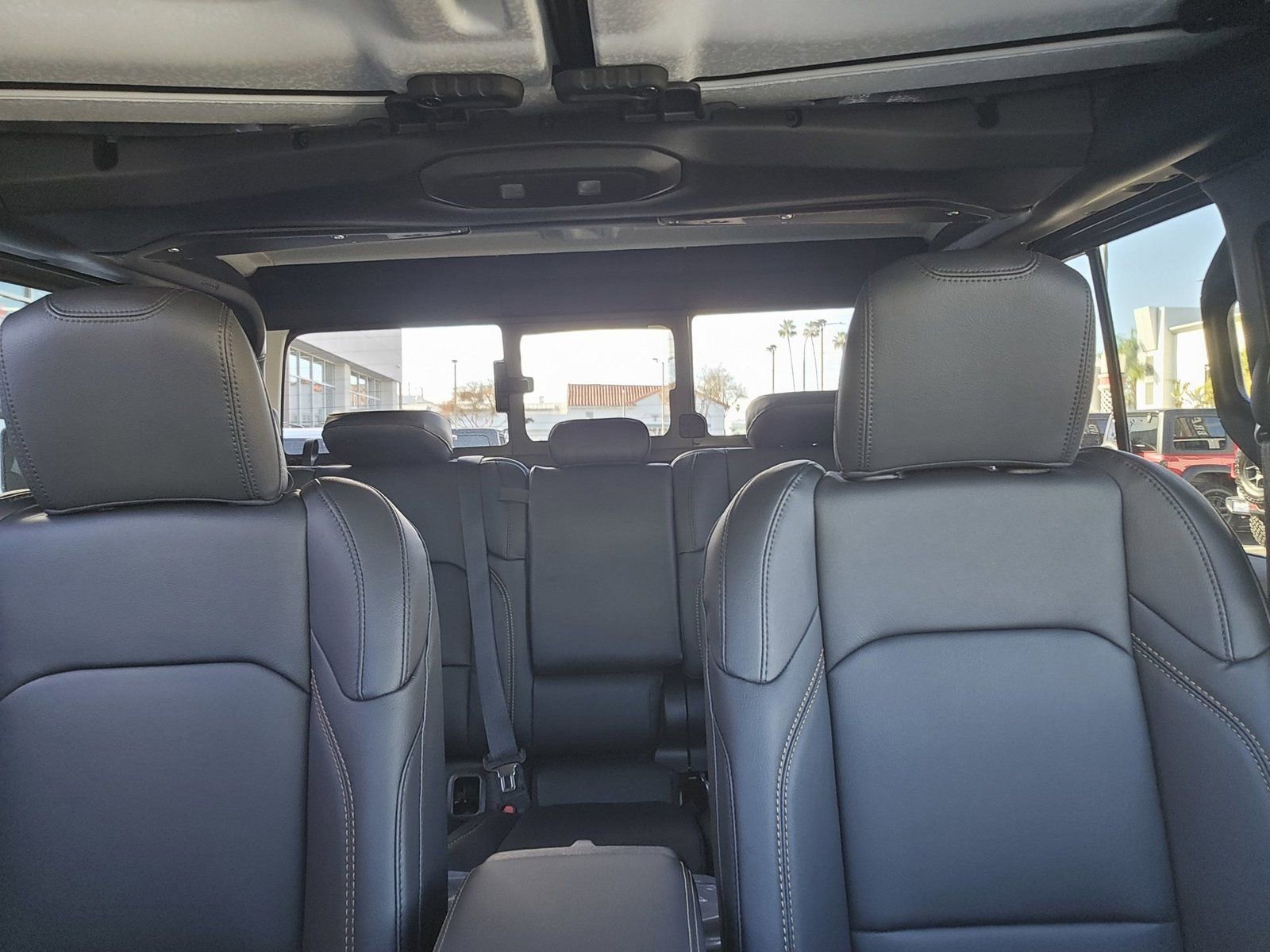 New 2026 Jeep Gladiator Sahara image 22