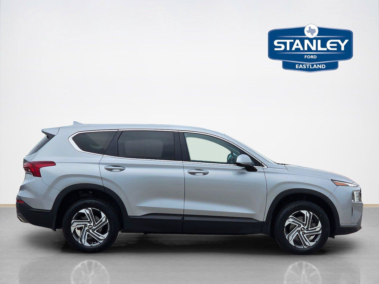Used 2023 Hyundai Santa Fe SE AWD/4WD image 9