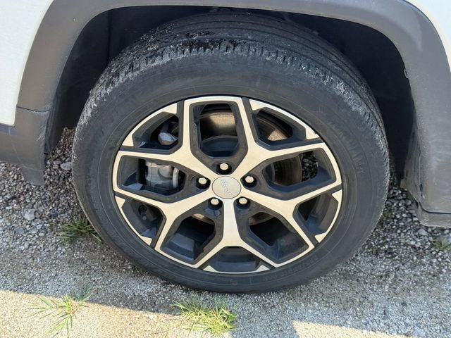 Certified 2024 Jeep Compass Limited AWD/4WD image 10