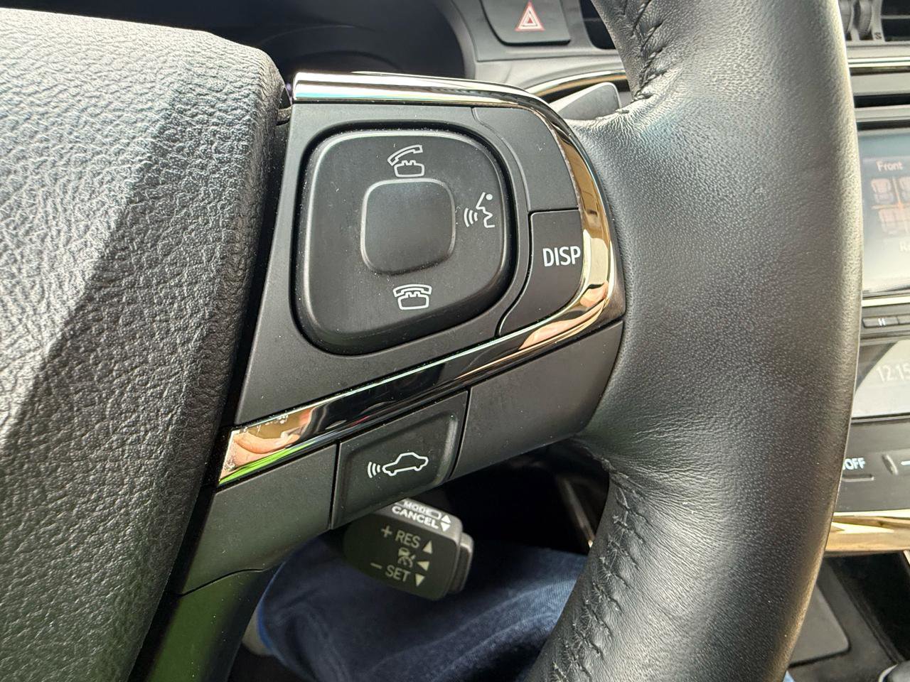 Used 2015 Toyota Avalon Limited w/ Technology Package image 14