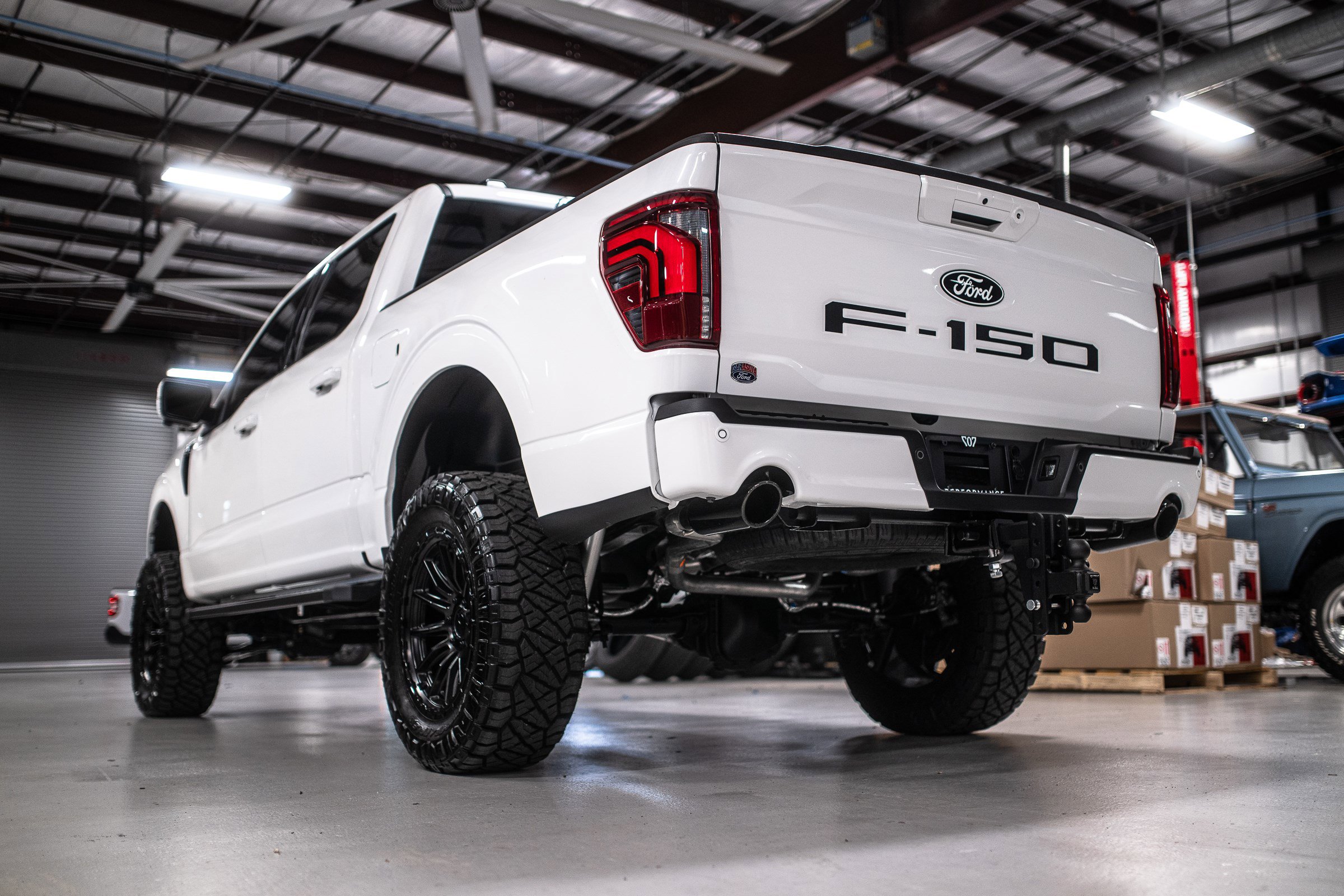 New 2025 Ford F150 Lariat w/ Equipment Group 501A Mid image 6