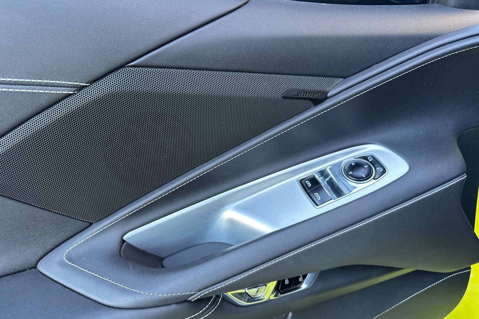 Used 2020 Chevrolet Corvette Stingray Coupe w/ Engine Appearance Package image 12