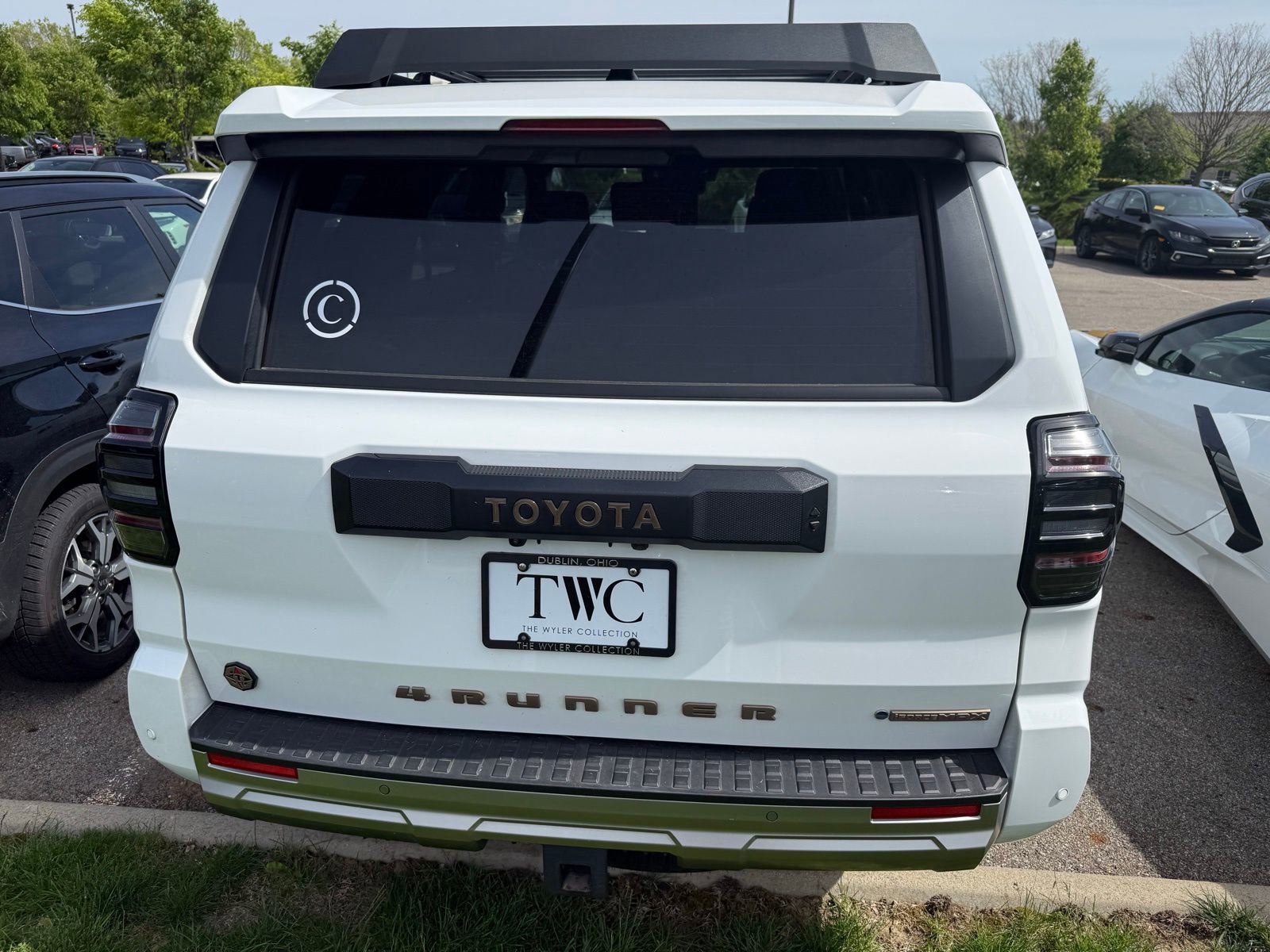 Used 2025 Toyota 4Runner Trailhunter AWD/4WD image 5