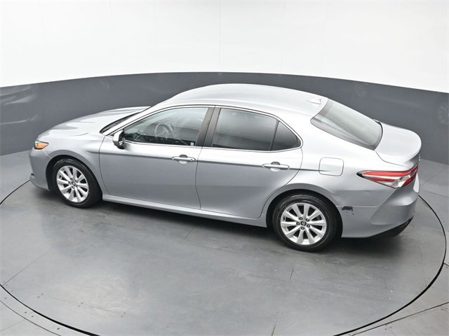 Used 2020 Toyota Camry LE image 34