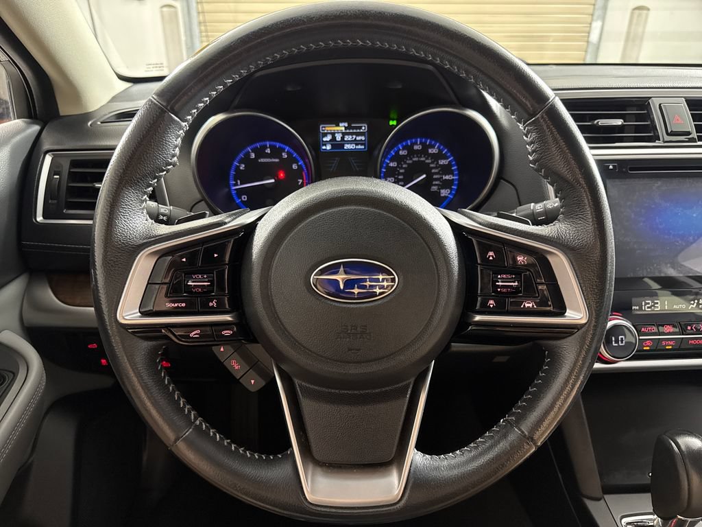 Used 2018 Subaru Outback 3.6R Limited AWD/4WD image 13
