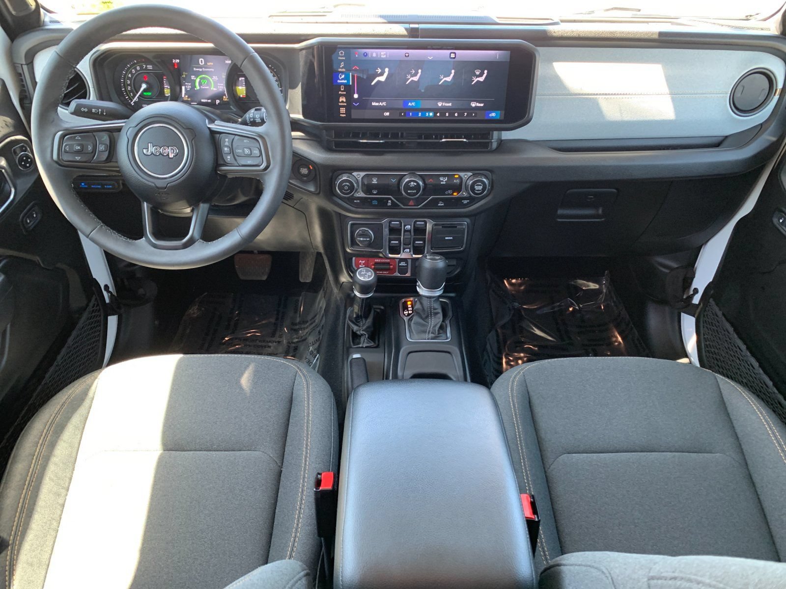 Used 2025 Jeep Wrangler Unlimited Sport S 4xe AWD/4WD image 16
