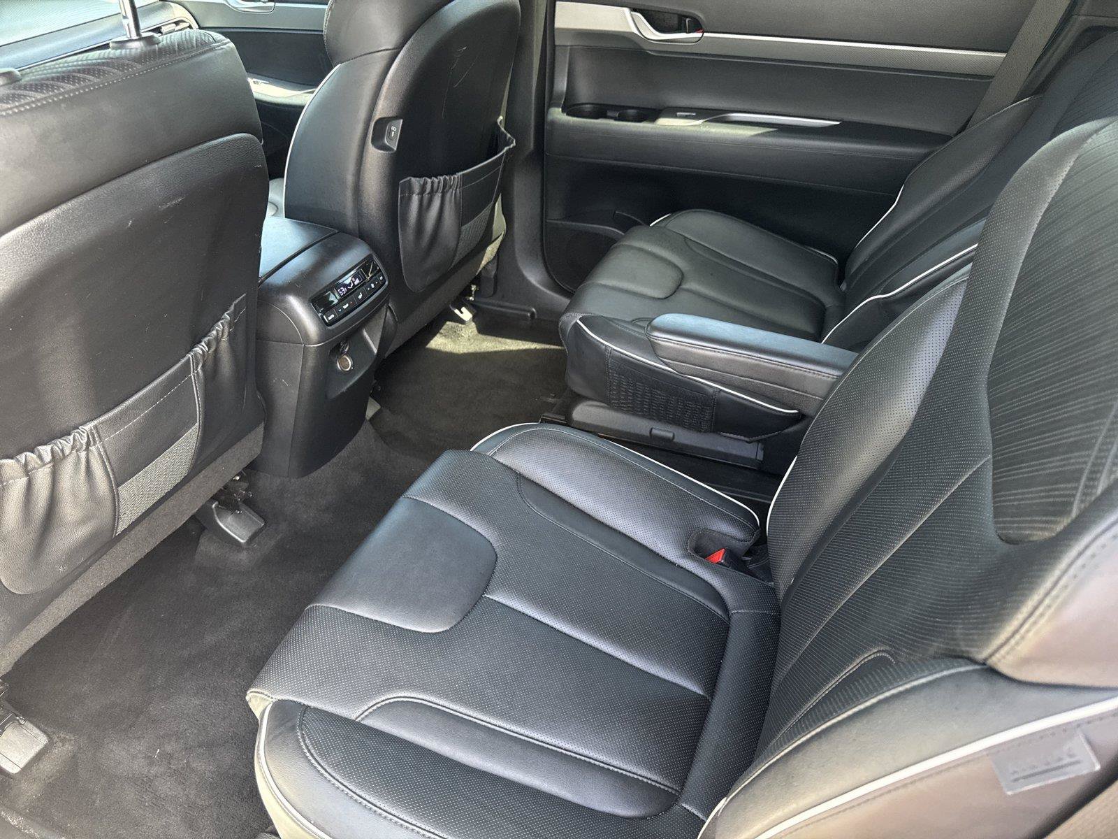 Used 2024 Hyundai Palisade SEL FWD image 25