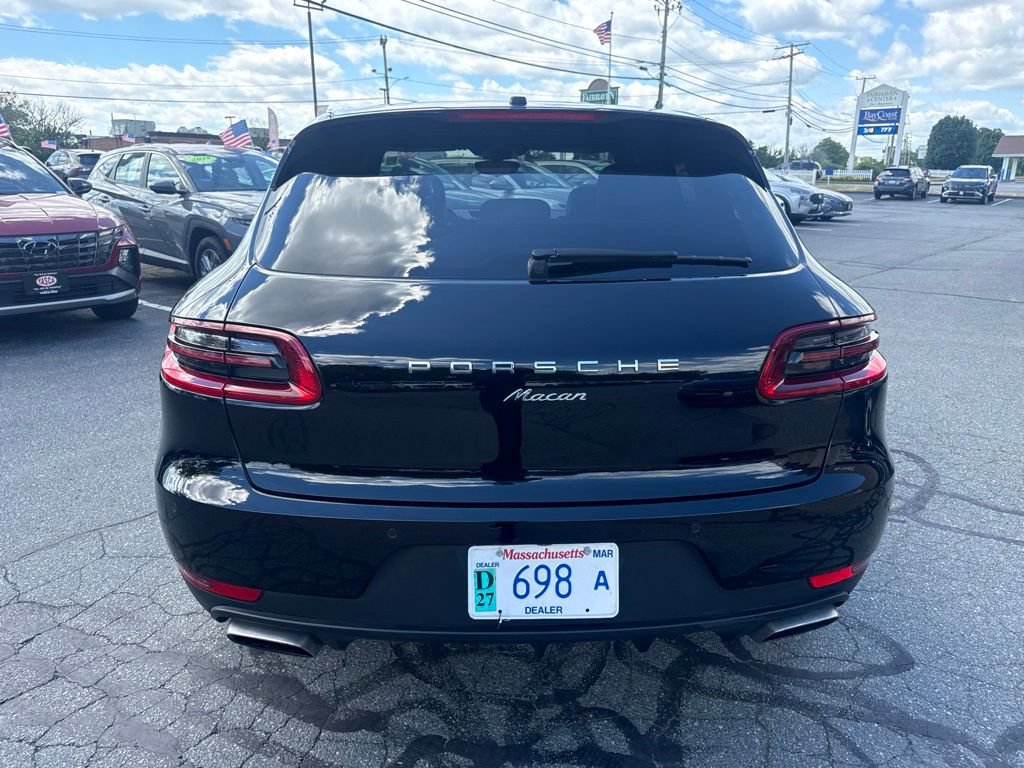Used 2017 Porsche Macan AWD/4WD image 6